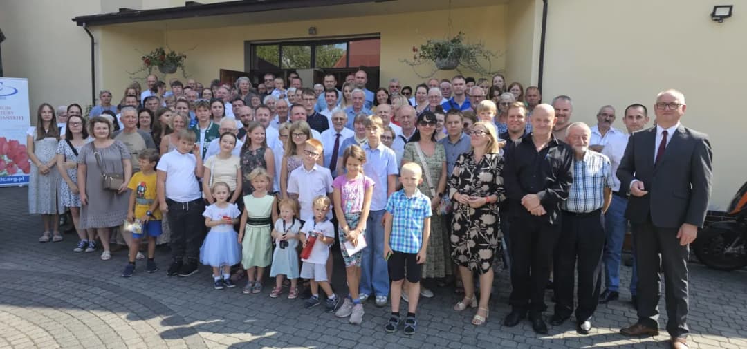 Kościół wolnych chrześcijan: Czy to sekta? Odkryj prawdę