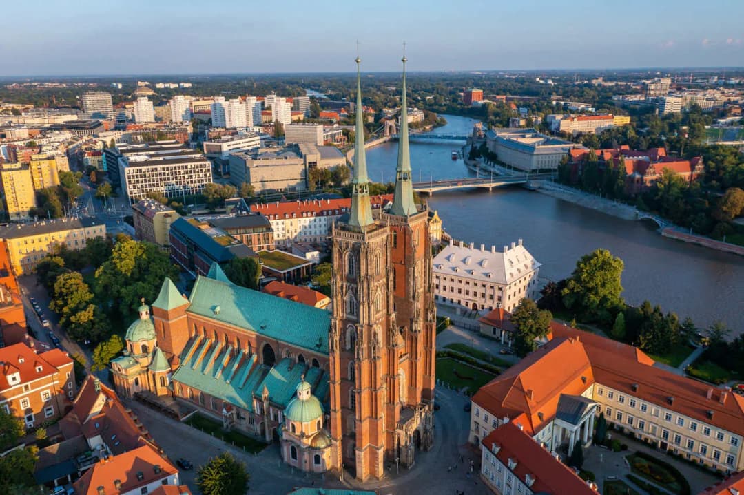 Katedra: Najnowsze ogłoszenia i wydarzenia dla wiernych